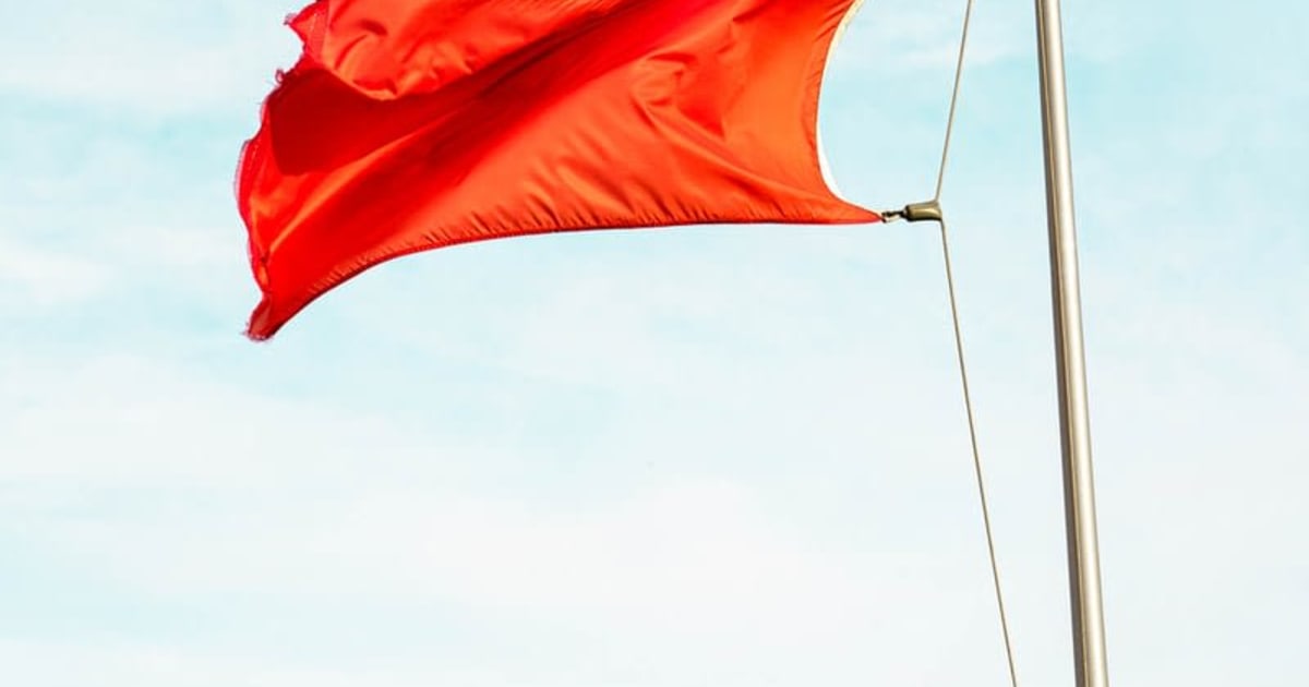 Големи црвени знамиња што укажуваат на измами во онлајн казино